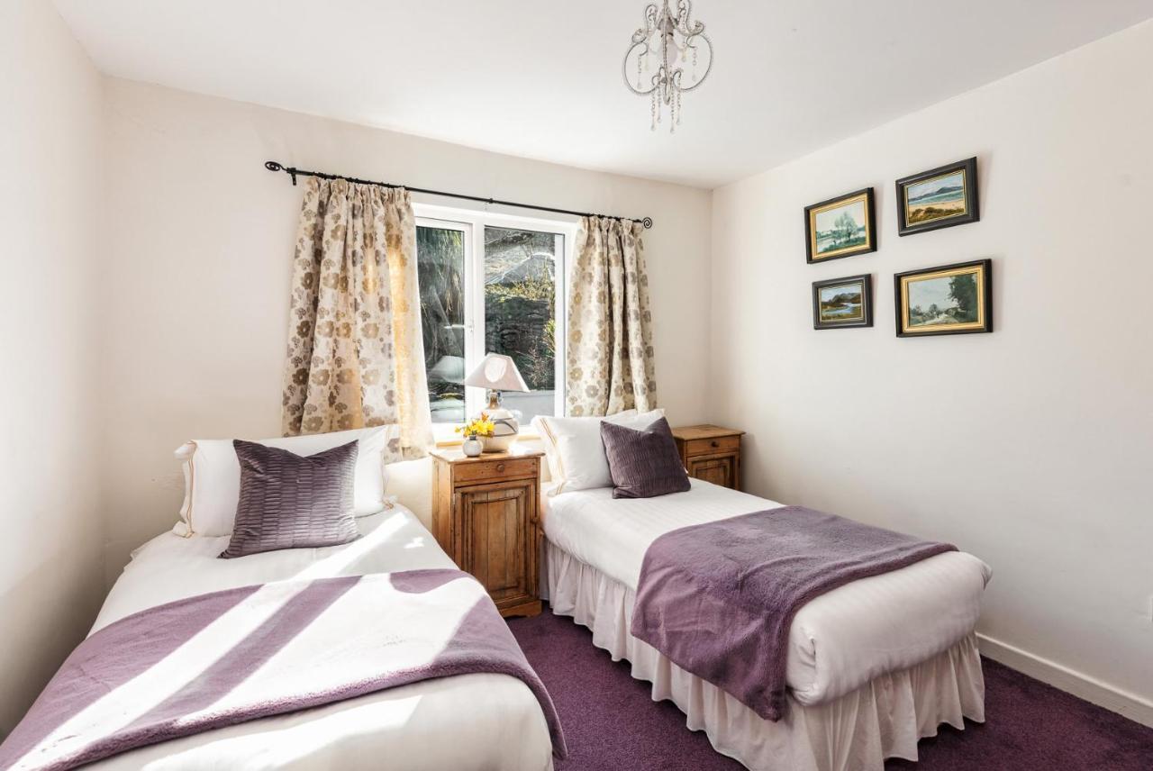 Granville House Apartments And Garden Suites Ballyferriter Dış mekan fotoğraf